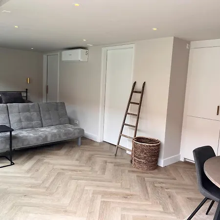 Luxury Forest Cabin, 5 Min To The