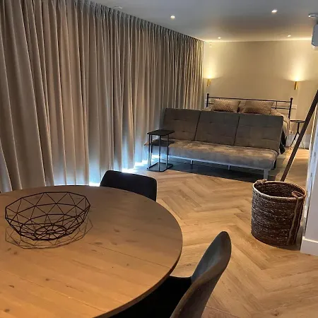 Luxury Forest Cabin, 5 Min To The * Castricum