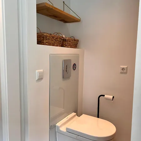 Luxury Forest Cabin, 5 Min To The Apartmán Castricum